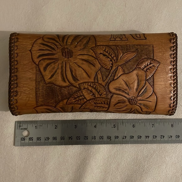Vintage leather wallet - Picture 2 of 10